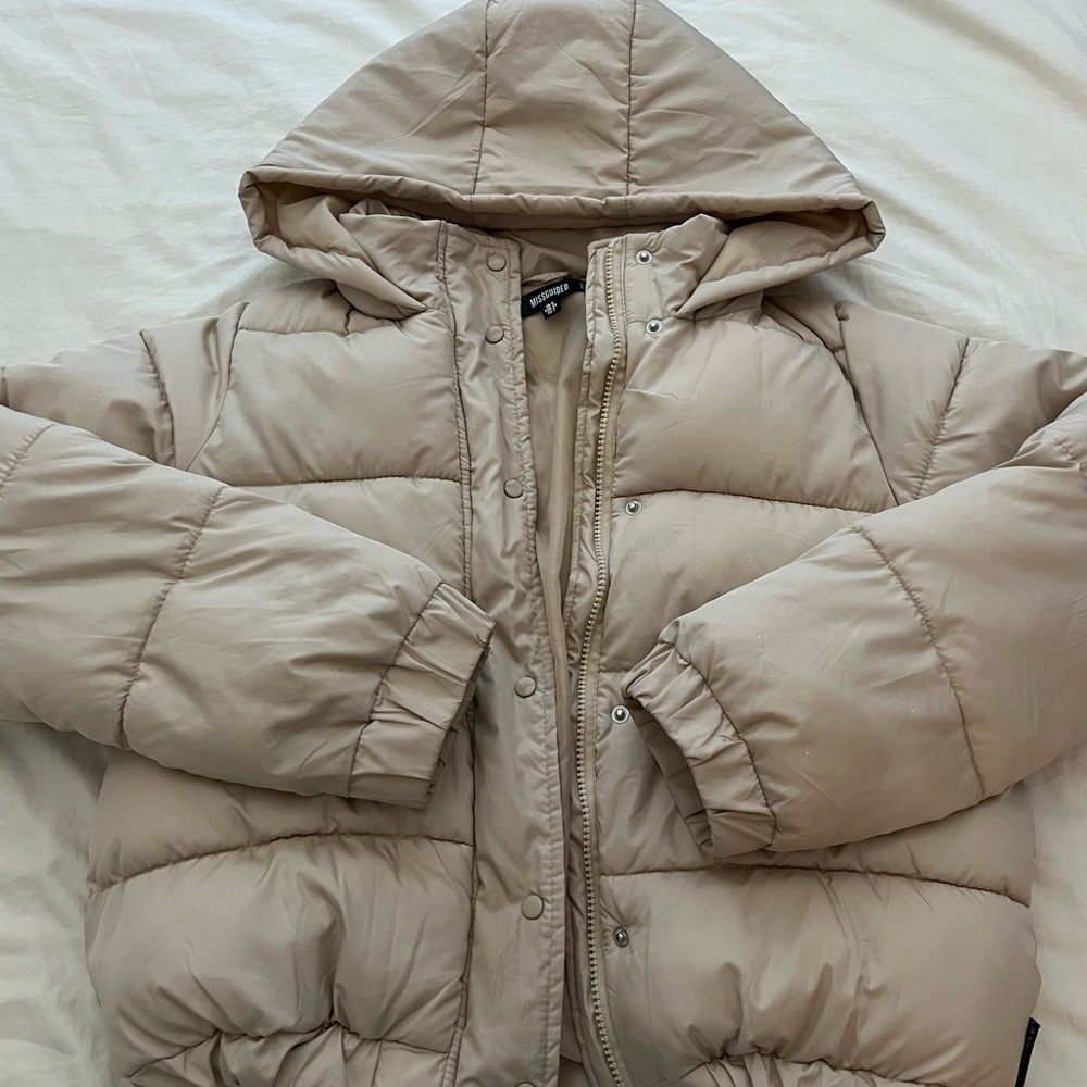 Missguided beige puffer coat